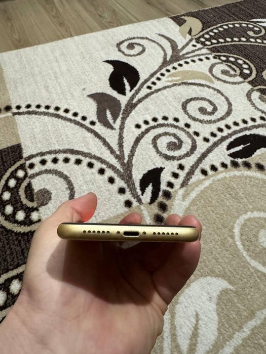 Продам iPhone x r 128 gb