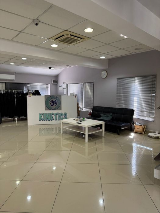 Inchiriez spatiu comercial Nufaru vis-a-vis Petrom 150m