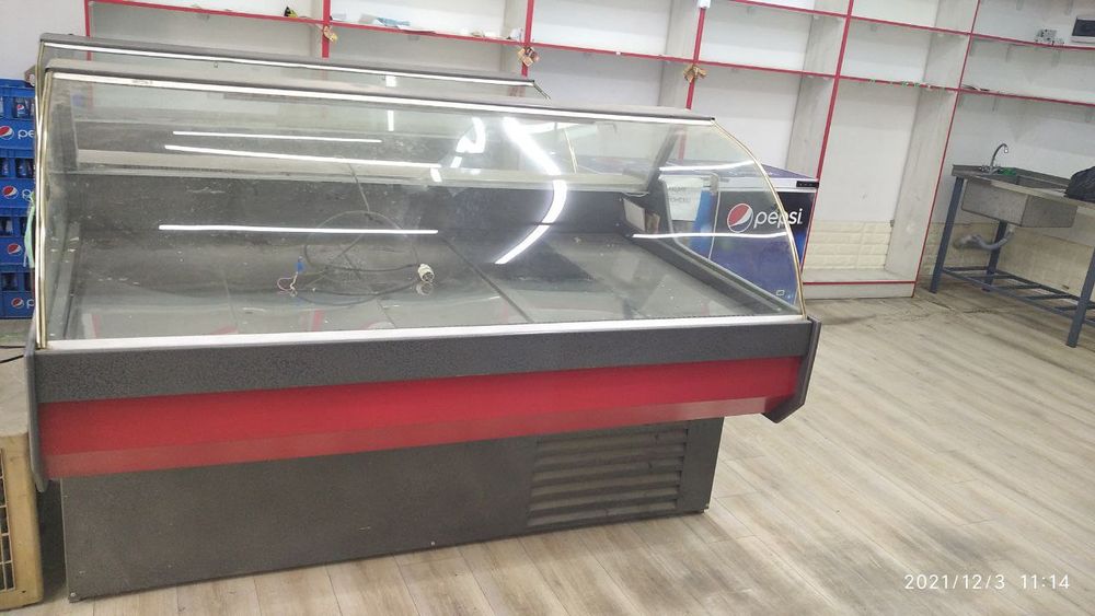 Muzlatgich sotiladi. Narxini kelishamiz. 2 ta Muzlatgich.