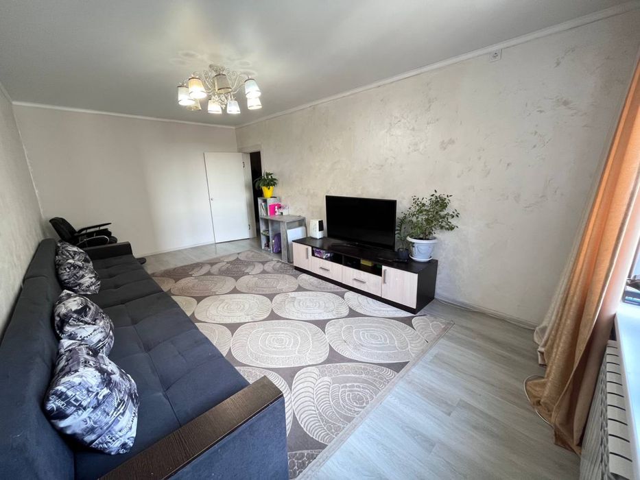 Продам двухкомнатная квартира