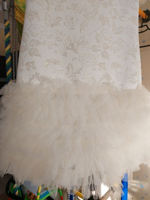 Продам нарядное платье