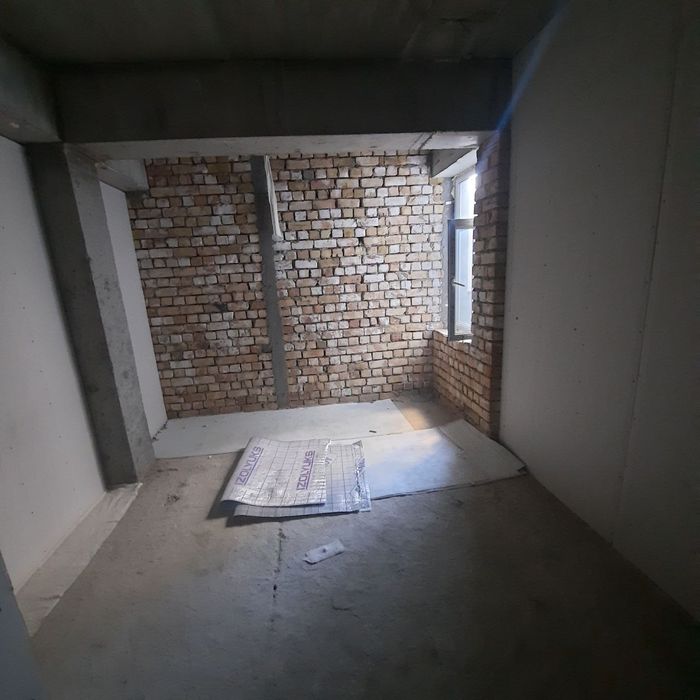 Ikki Xonali uy sotiladi karobka