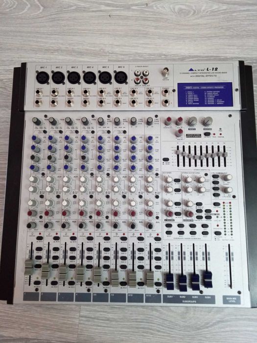 Продам микшерный пульт Alto L-12.