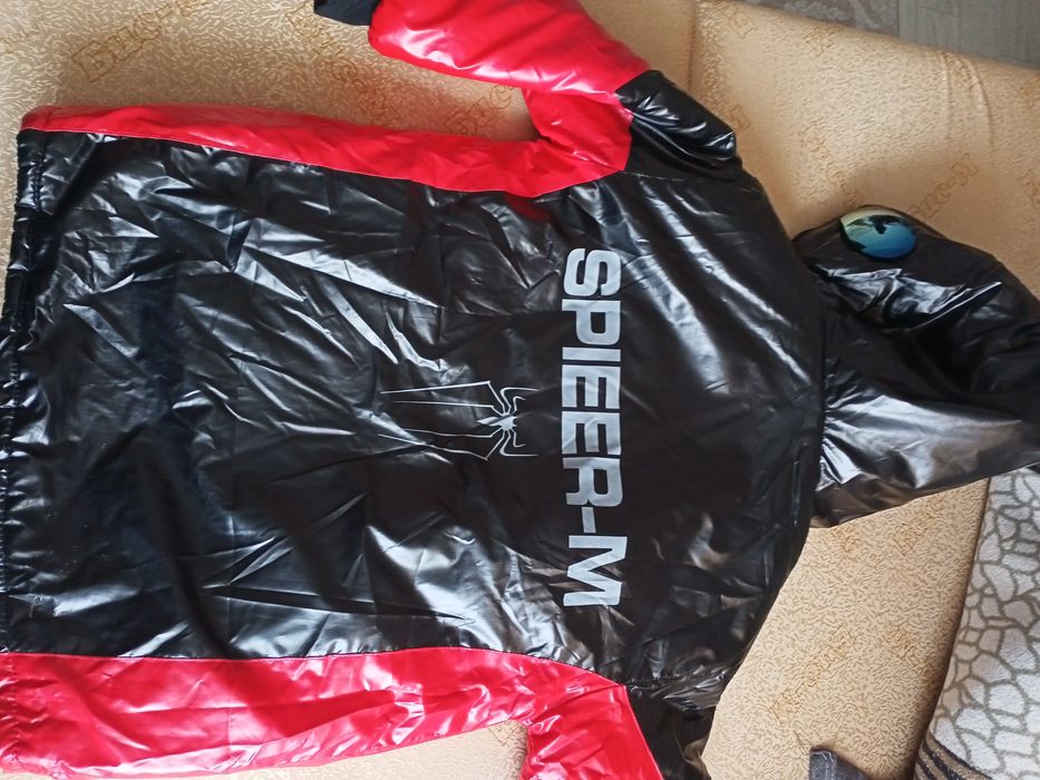 Продам куртку для мальчика осень -весна.