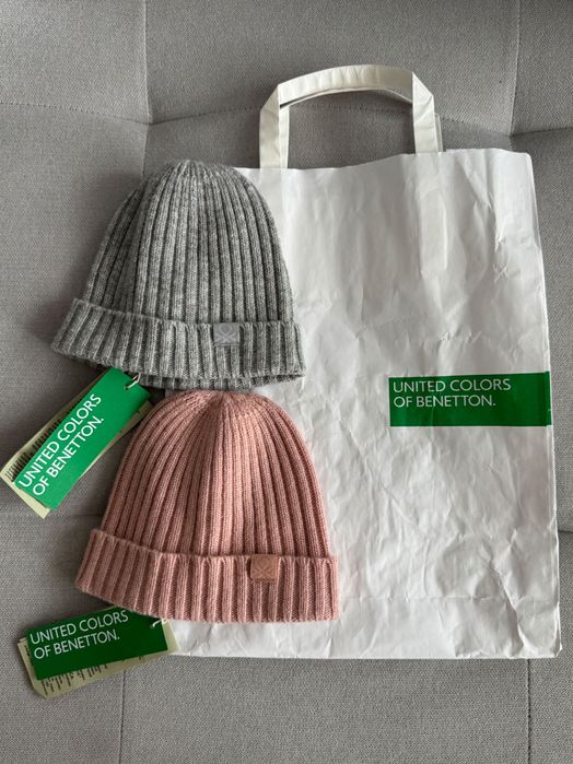 Бебешки зимни шапки Benetton – чисто нови