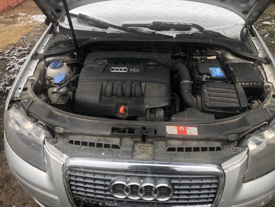 Usa portiera dreapta alb Skoda Octavia 2 facelift 1.6 BSE oglinda 2010