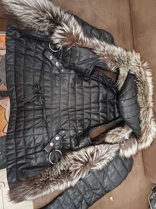 Кожено яке със сребърна лисица, М размер