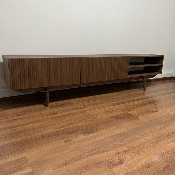 Тумба под телевизор