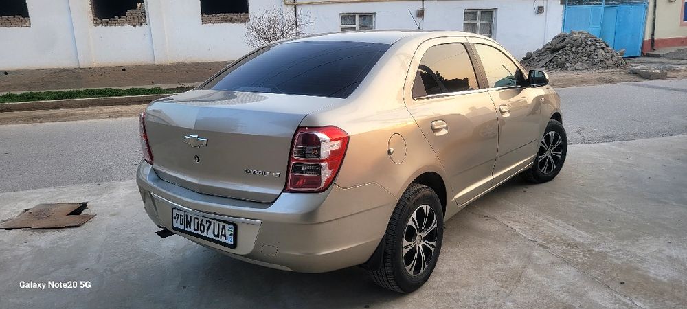 Chevrolet cobalt 2013