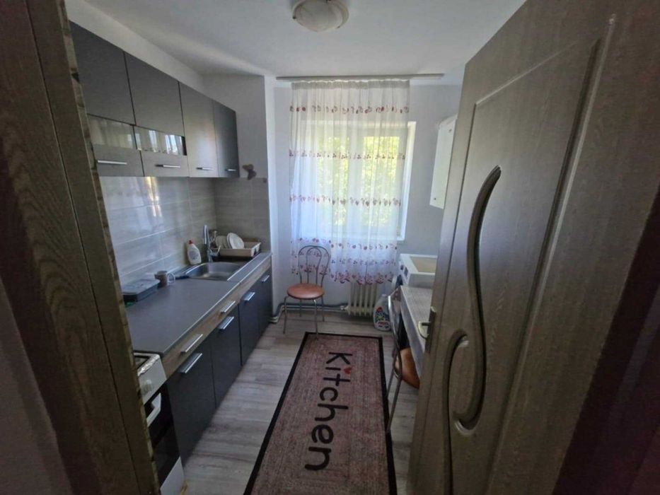 Apartment cu 2 camere de închiriat