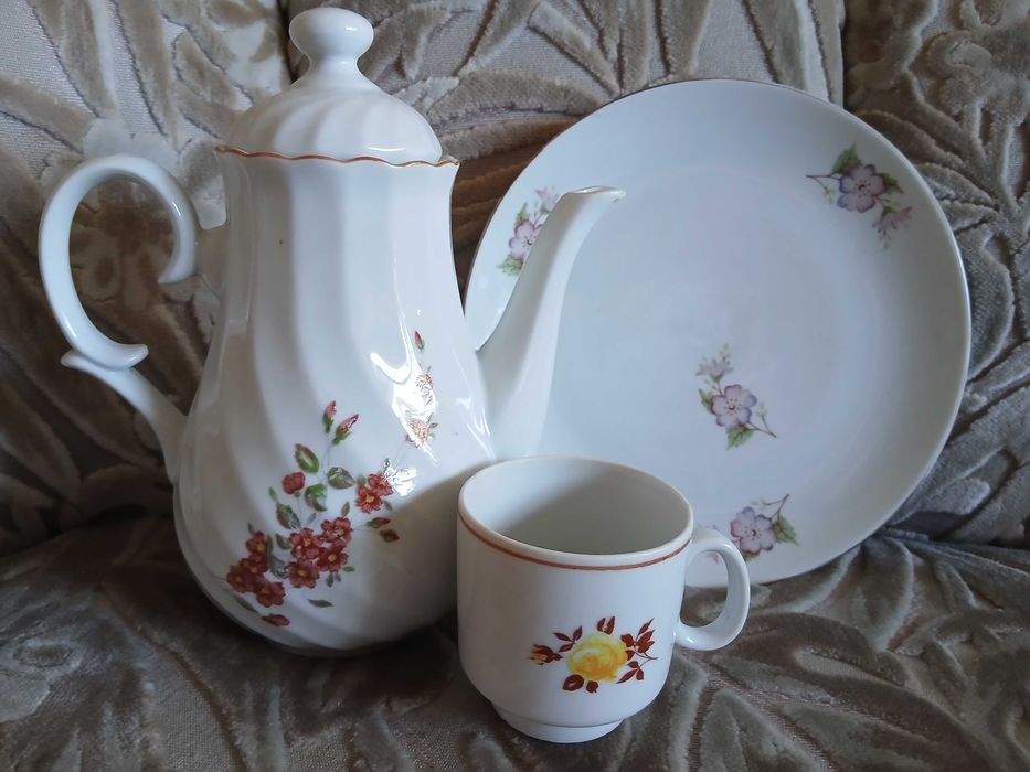 Порцеланова кана, чаши, чайник, винтидж старинен порцелан, стъкло