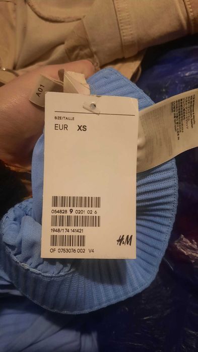 Pantaloni bleu H&M, masura XS