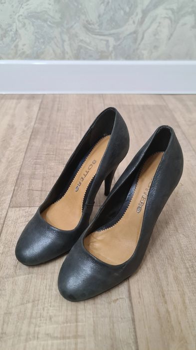 Туфли  серые 33 размер