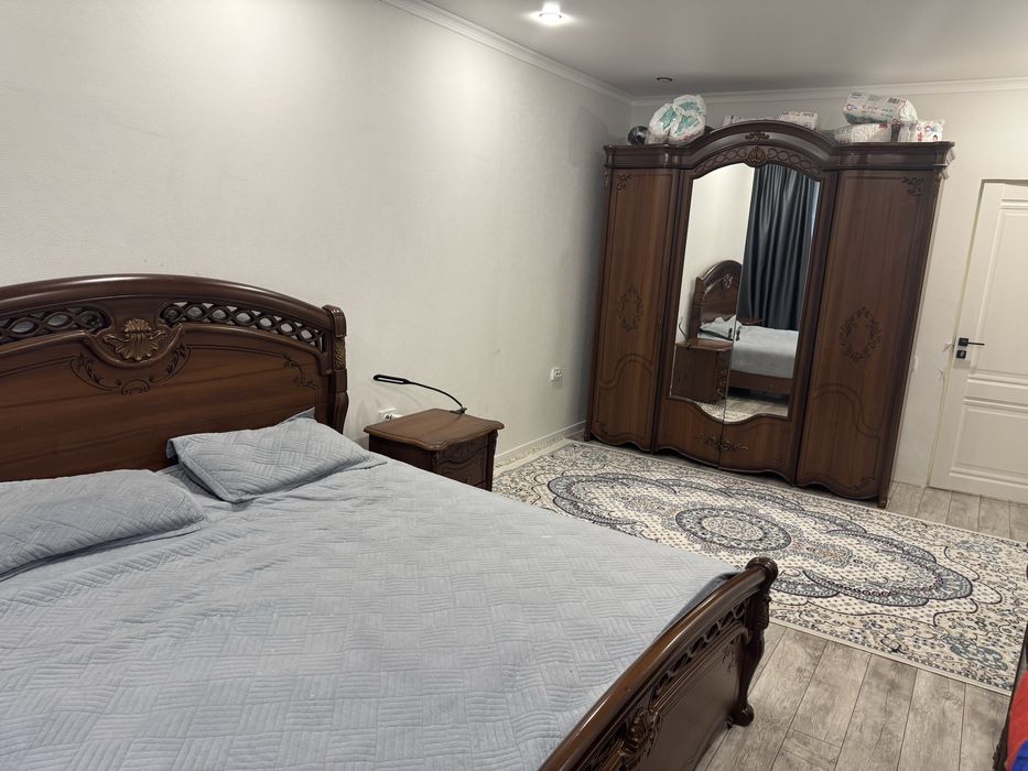 продам спальный гарнитур Франческо