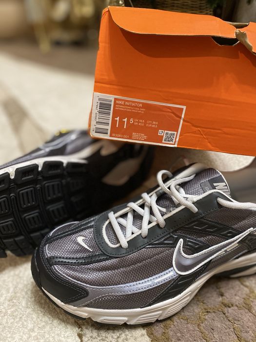 Кросовки Nike (оригинал) р. 45,5 торг.