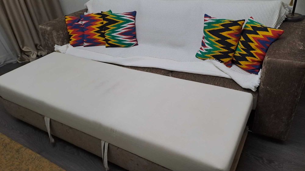 Диван б/у продам