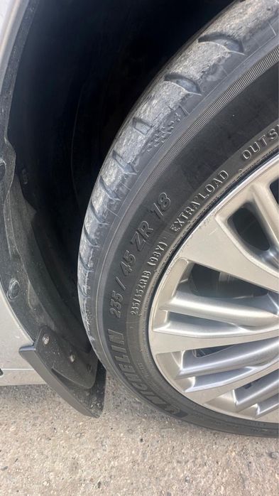 235/45/18 б/у мишлен 50000 тг!!