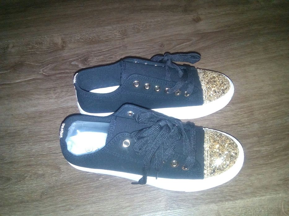 Кеды. Новые корейские