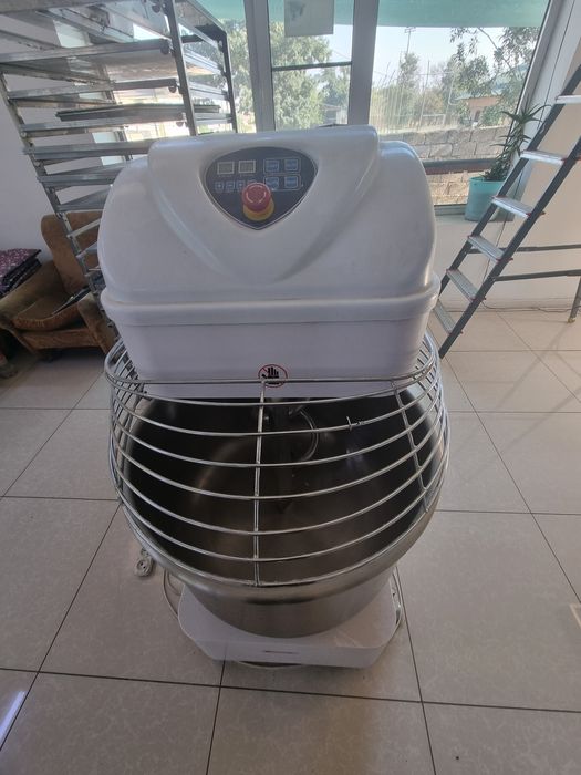 Non ishlab chiqarish va pishiriq ishlab chiqari  sh uchun oborudovaniy