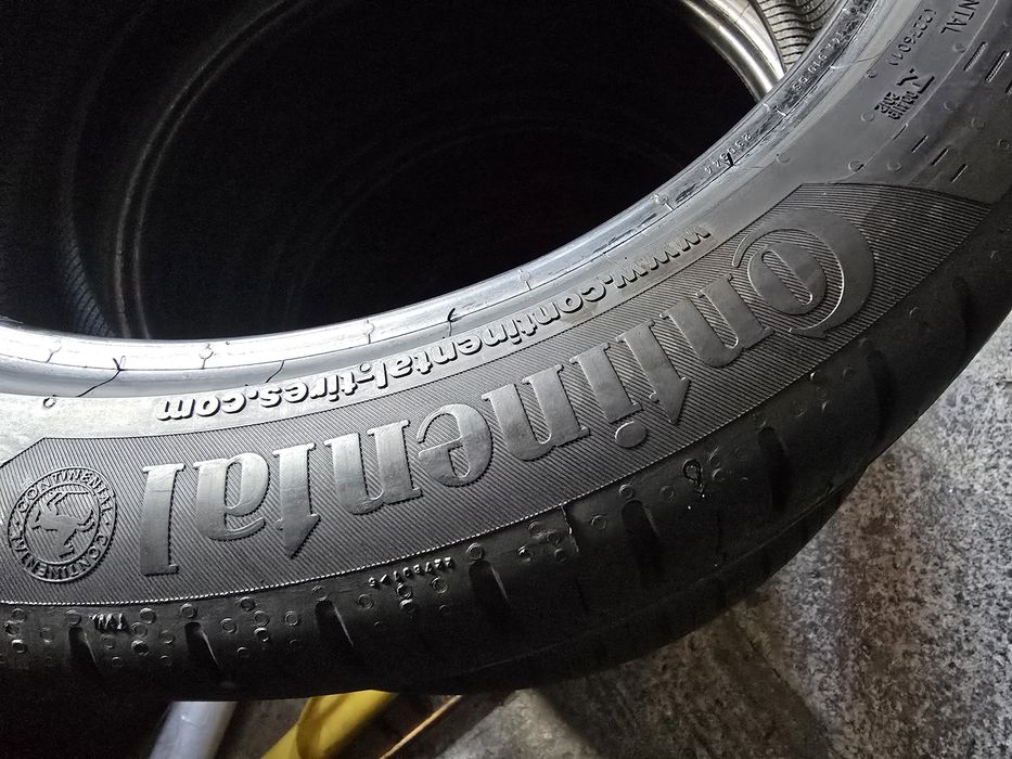 Continental 215/45 R17 87V vară
