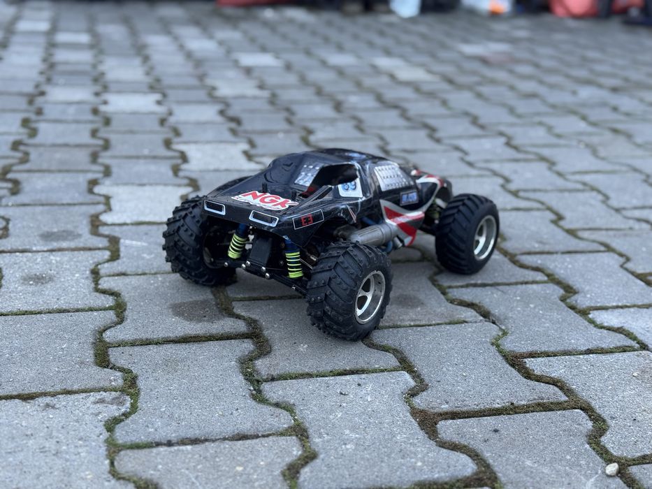 Automodel rc nitro 1:10 carson modellsport 2005 carcasa diferita