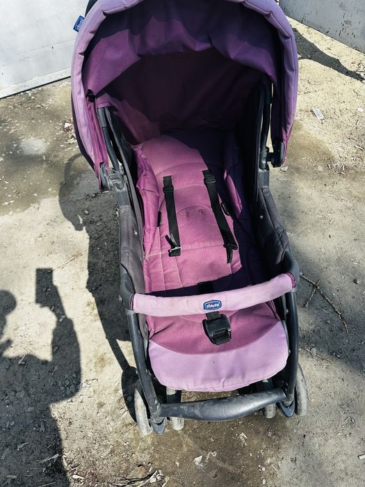 Продам коляску Чико