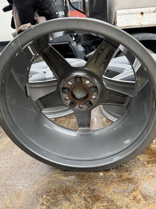 Vând set Jante Originale AMG 18 inch