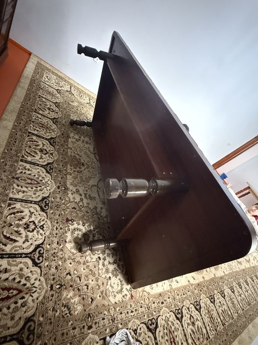 Стол стуля сатылады