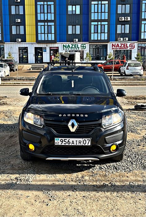 Renault-Sandero/Stepway,АВТОМАТ,2015г