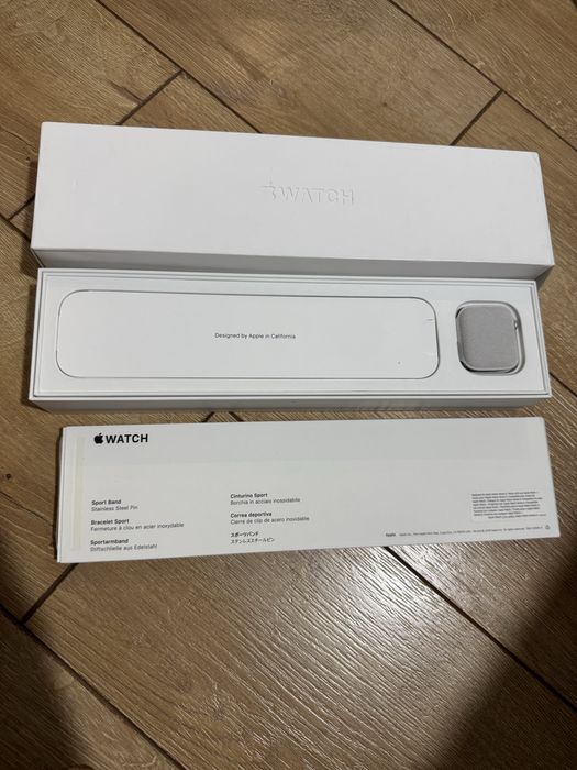 Продам б/у apple watch series 5
