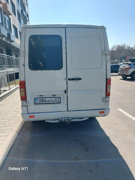 Срочно продаётся мерседес спринтер