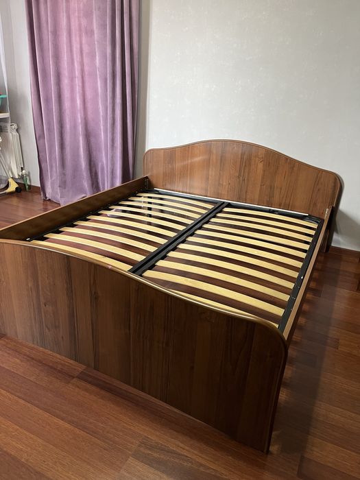 Кровать двуспальная 200/160