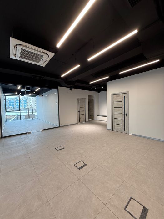 Сдаётся в аренду коммерческое помещение. Тижорий жой арендага берилади