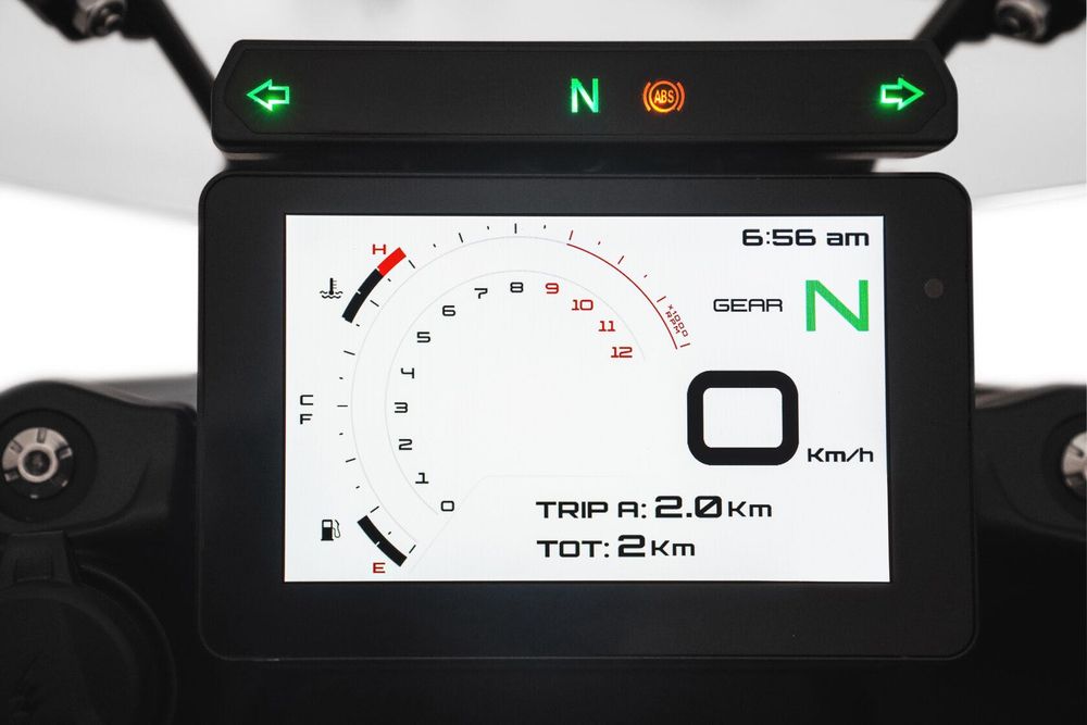 Мотоцикл Benelli TRK 702X