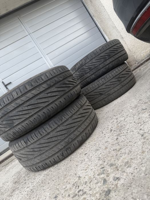 Лятни гуми  235/45/18 Uniroyal RainSport 5