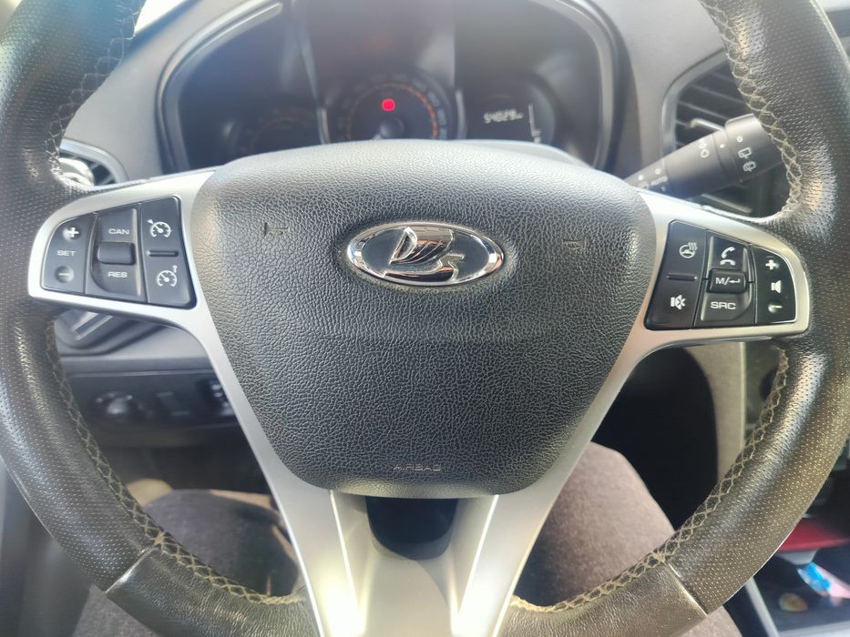 Lada xrey cross сотилади