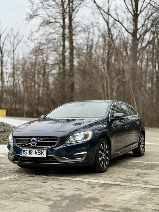 Volvo V60 Inscription D4 (An 2015)