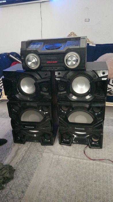 Boxe c max 4000 de vanzare 1500 lei fara probleme se aud bine mai mult