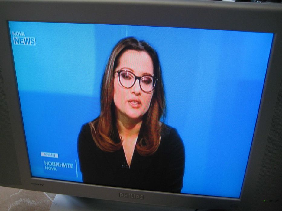 Продавам цифров декодер STRONG SRT 8112