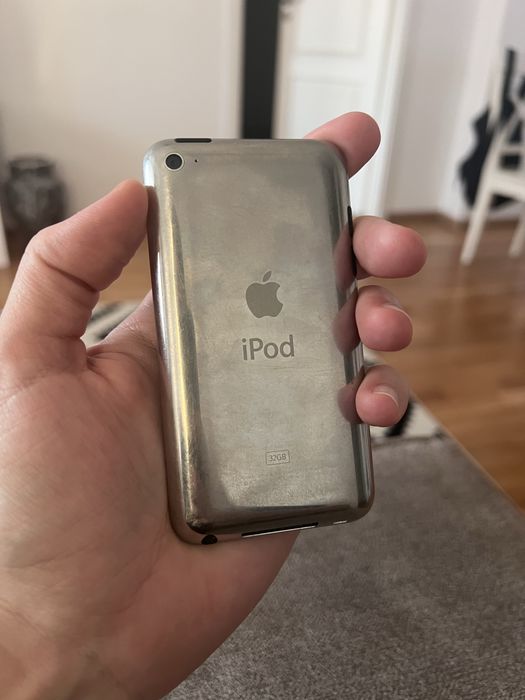 iPod Touch 4th Gen, 32 GB