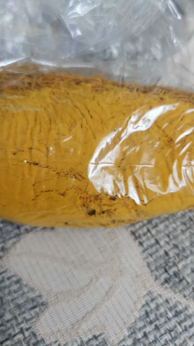 Продавам шафран луковици