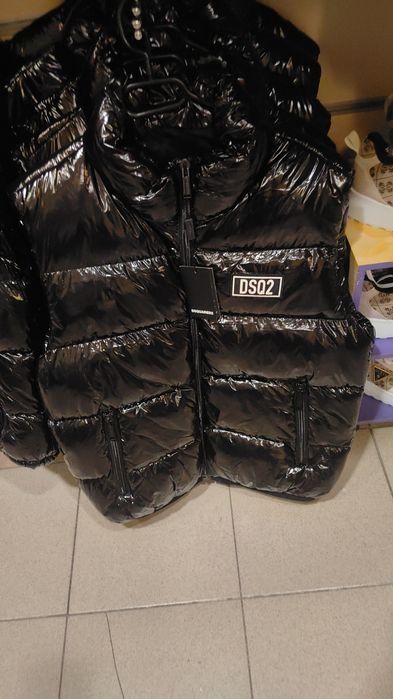 Продавам различни якета и елеци