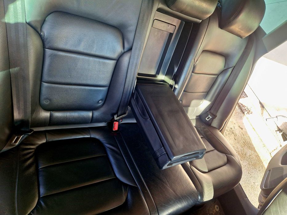 VW Passat B7 2012