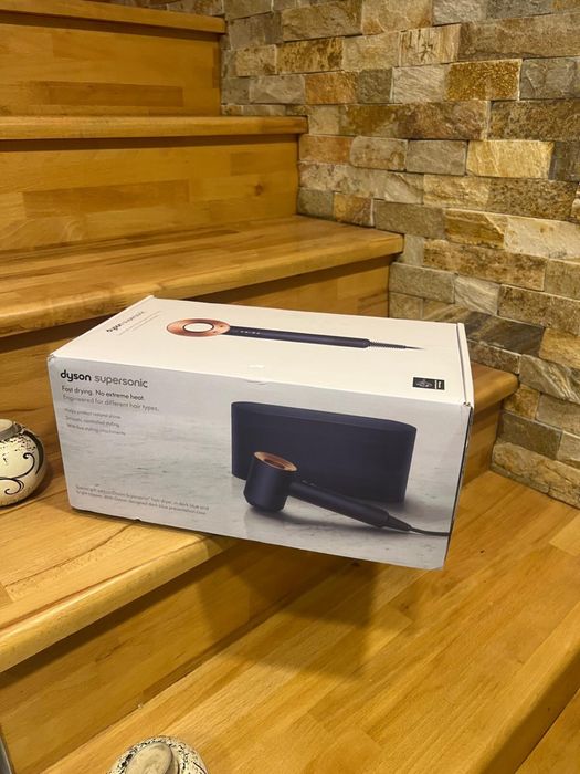 Dyson Supersonic HD07 Gift Box