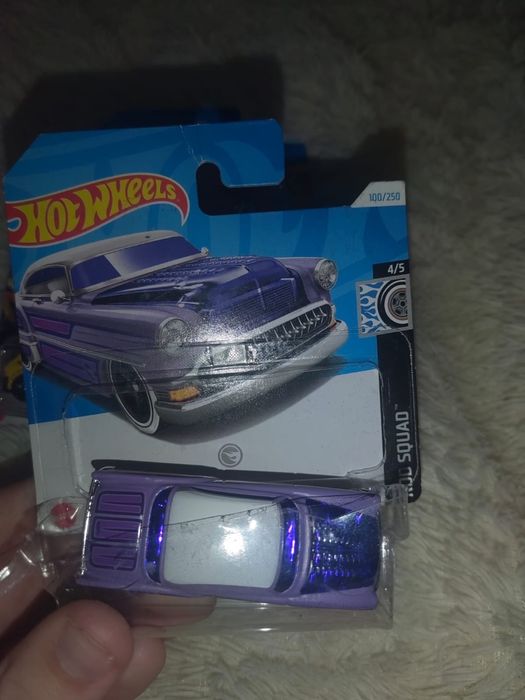 Продам машинки хот вилсы