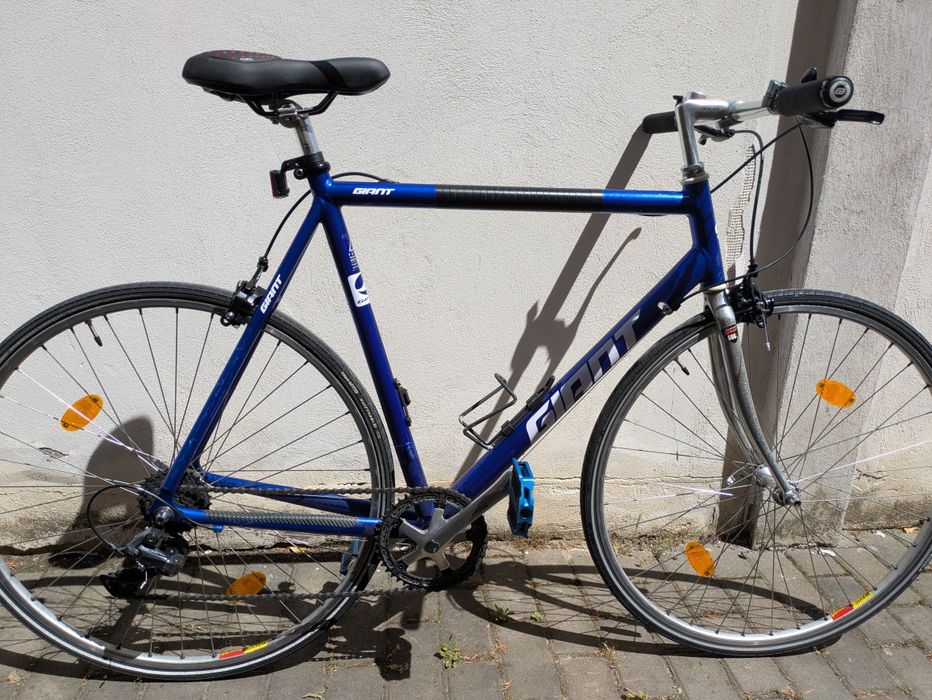 Bicicleta cursiera Giant