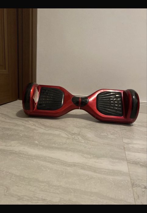 Hoverboard cu leduri la urcare