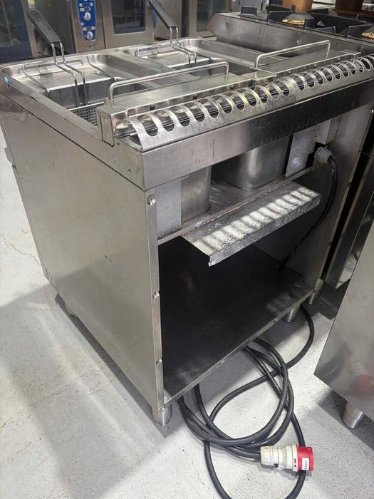 Friteuza electrica Electrolux- 2 x 14 L - 2 cosuri - suport, 380V