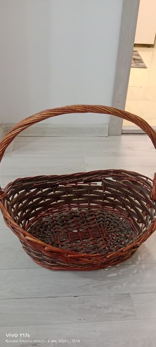 Продам 2 корзинки