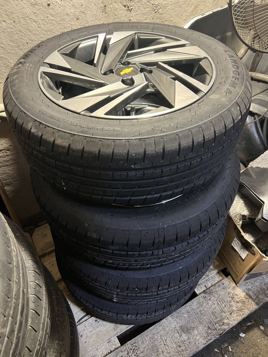 продам диски с резинами новые 16 размер